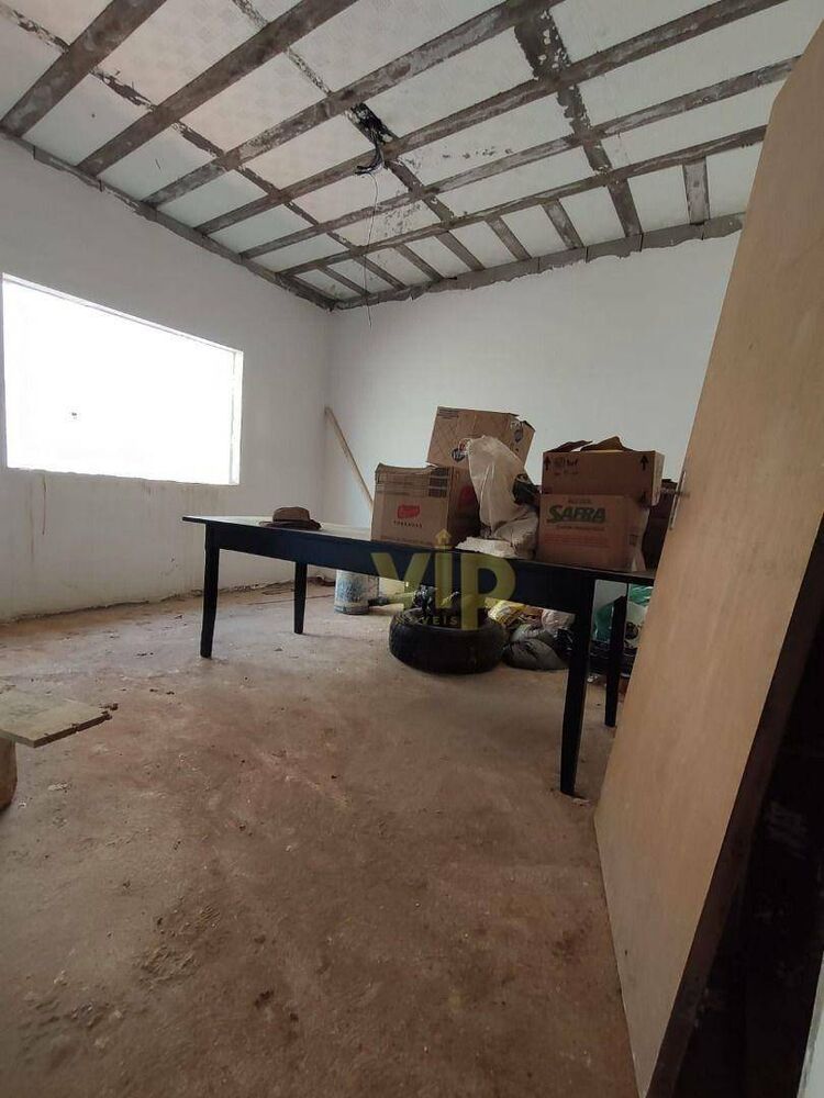 Casa, 3 quartos, 232 m² - Foto 1