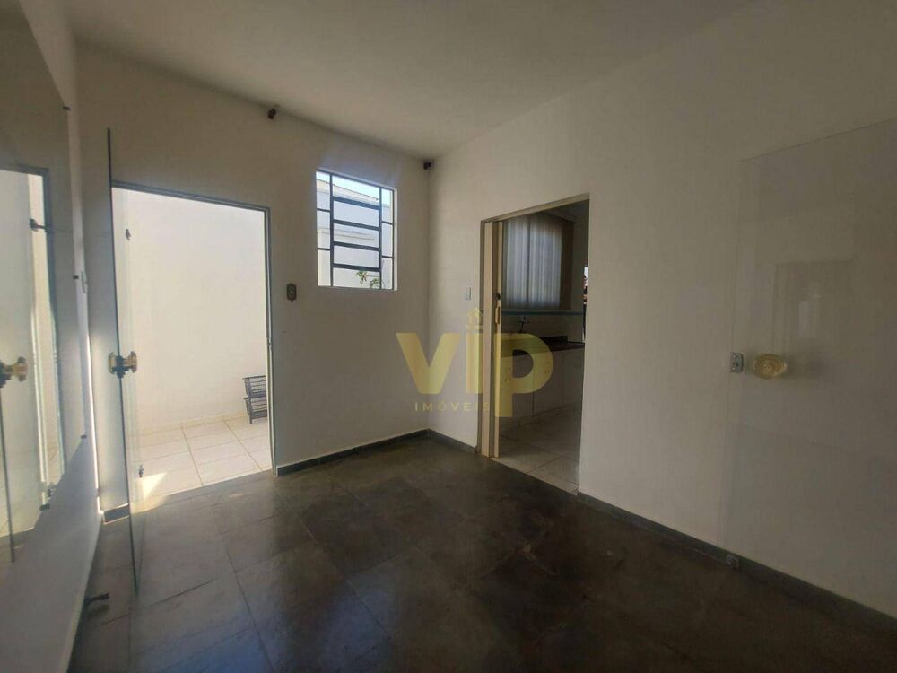 Casa, 5 quartos, 192 m² - Foto 4