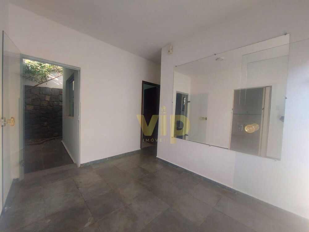 Casa, 5 quartos, 192 m² - Foto 2