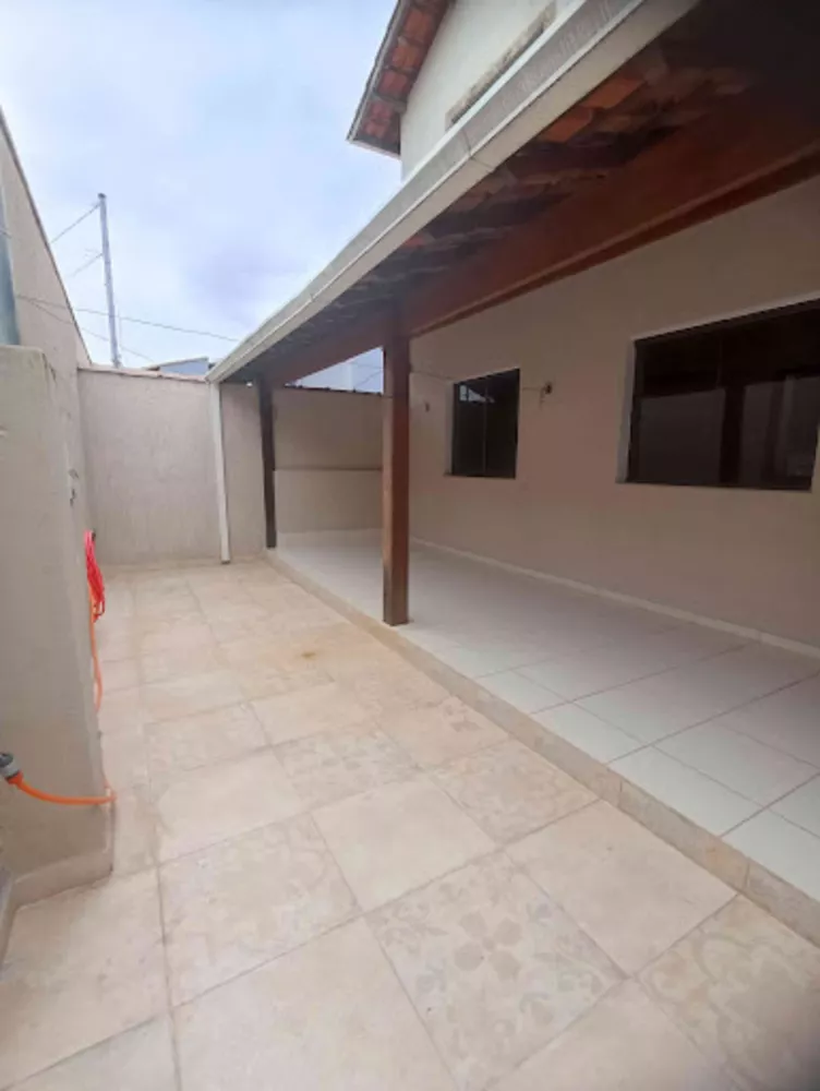 Casa, 4 quartos, 140 m² - Foto 1