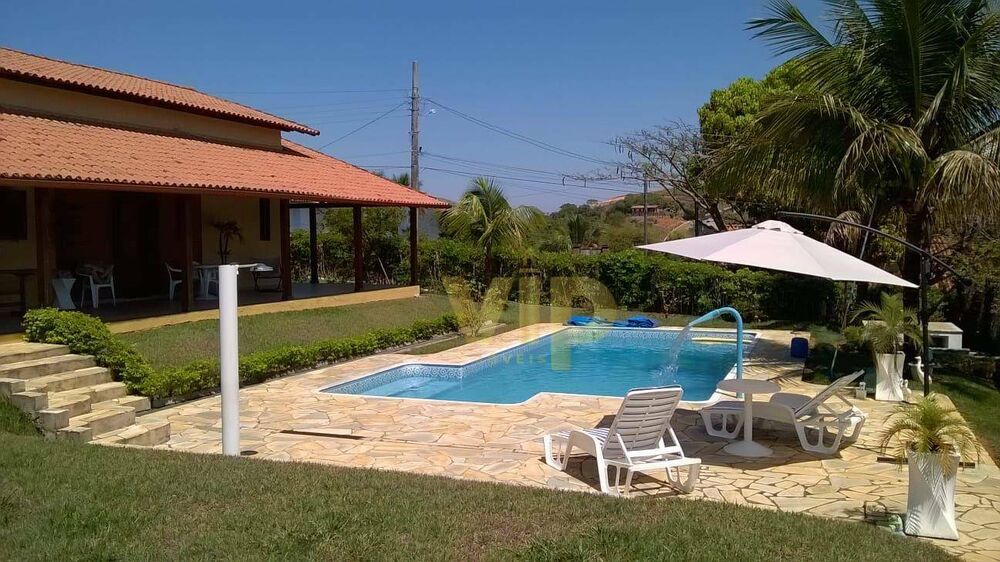 Chácara, 2 quartos, 1350 m² - Foto 1
