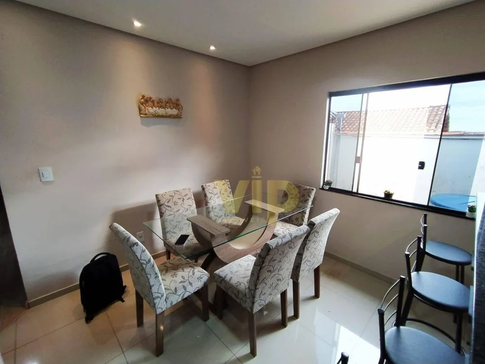 Casa, 3 quartos, 200 m² - Foto 1