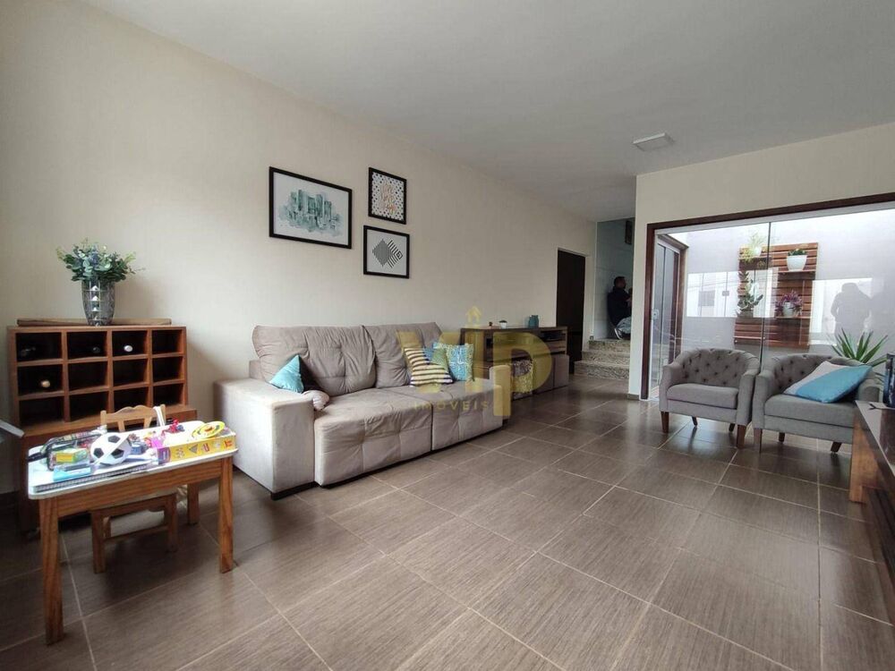 Casa, 3 quartos, 150 m² - Foto 1