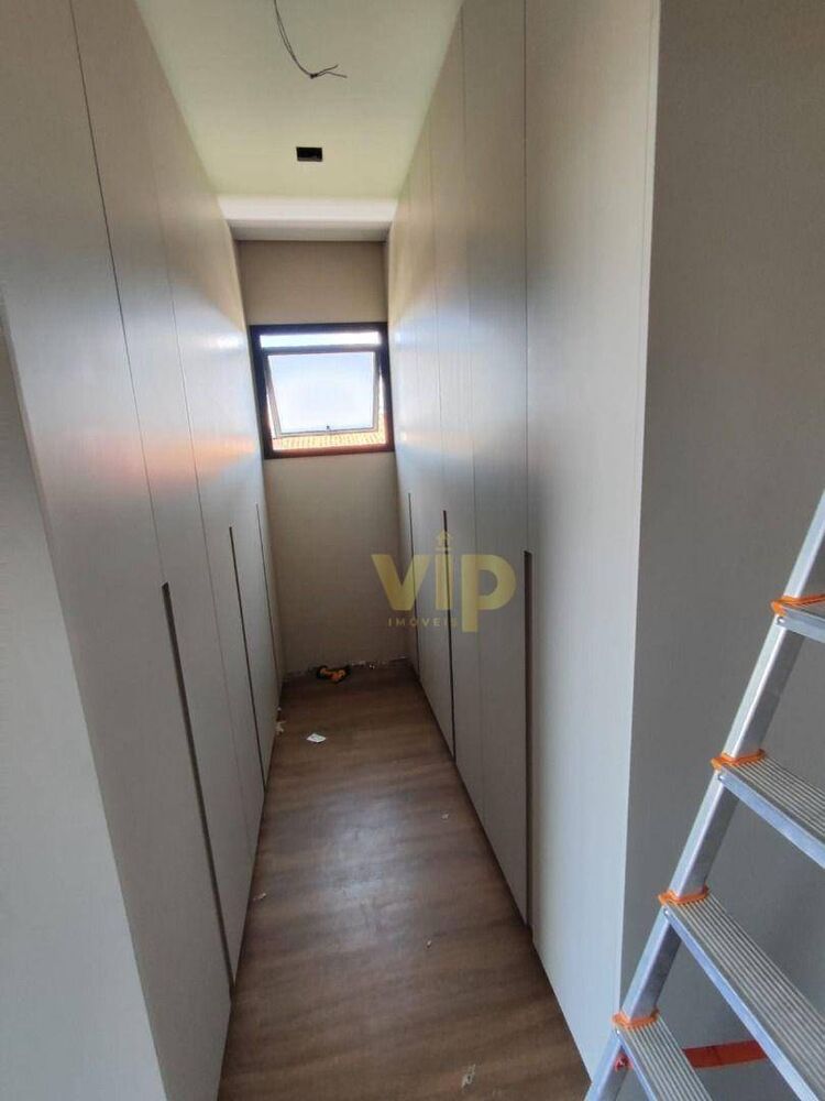Casa, 4 quartos, 272 m² - Foto 2