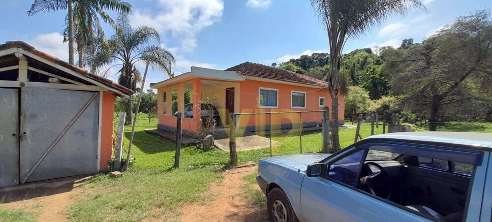 Chácara, 3 quartos, 4000 m² - Foto 1