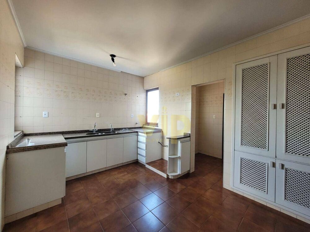 Apartamento, 3 quartos, 180 m² - Foto 2