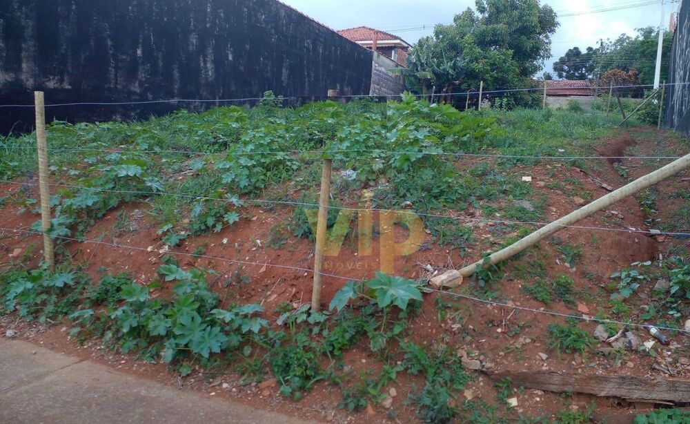 Terreno, 240 m² - Foto 1