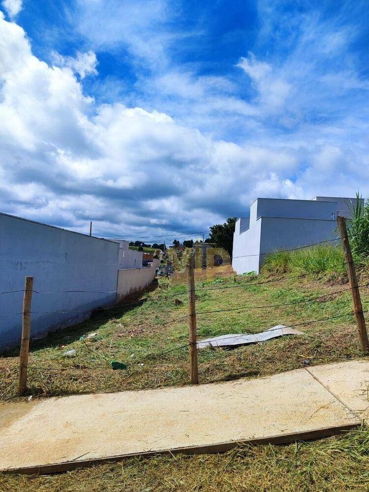 Loteamento e Condomínio, 200 m² - Foto 1