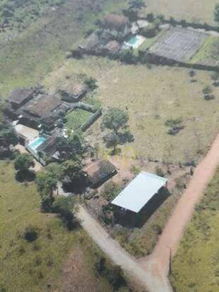 Chácara, 4 quartos, 4100 m² - Foto 1