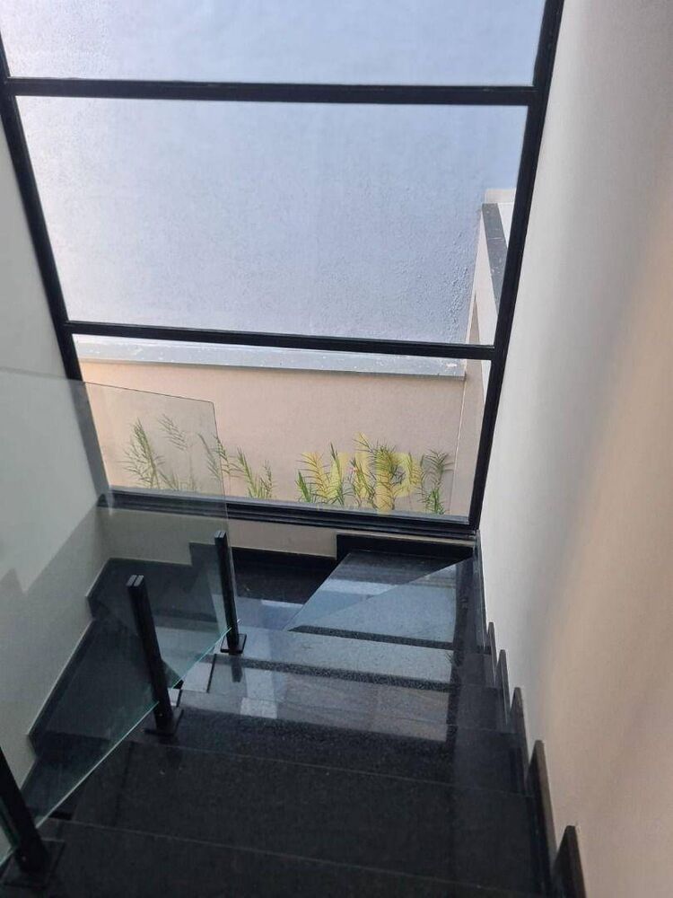 Casa à venda com 3 quartos, 134m² - Foto 3