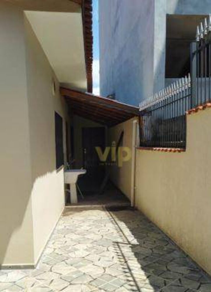 Casa, 4 quartos, 173 m² - Foto 1