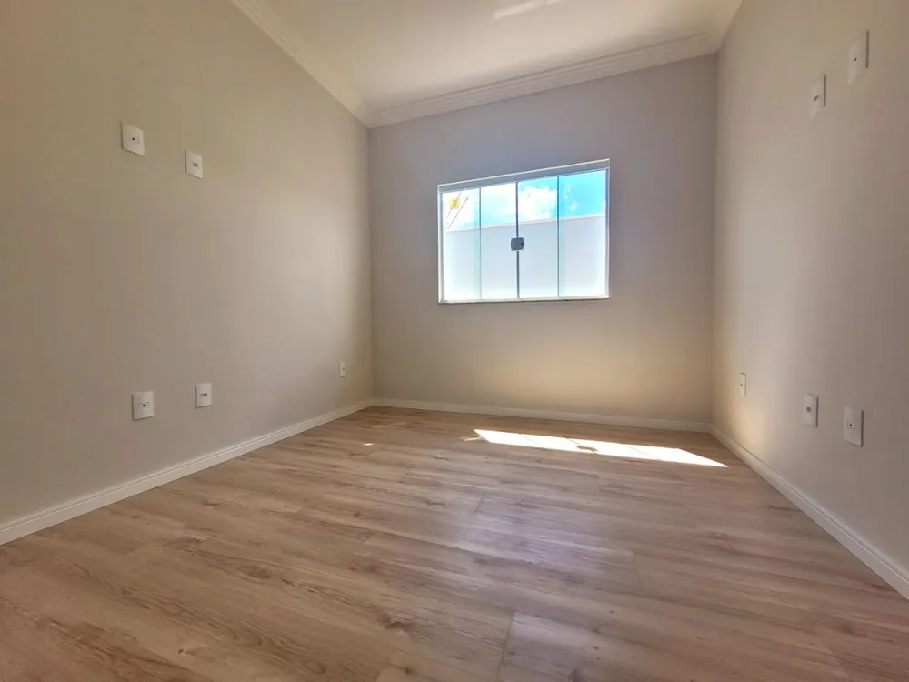 Casa, 3 quartos, 226 m² - Foto 3