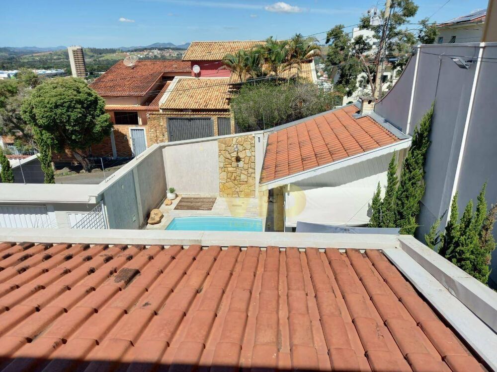 Casa, 3 quartos, 252 m² - Foto 4