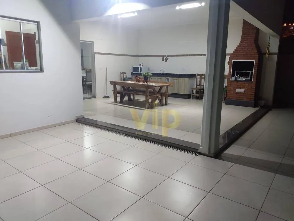Casa, 3 quartos, 170 m² - Foto 3