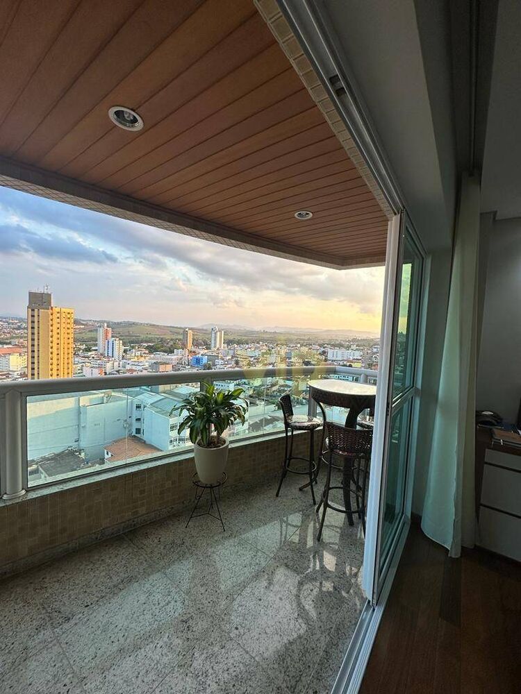 Apartamento, 3 quartos, 120 m² - Foto 4