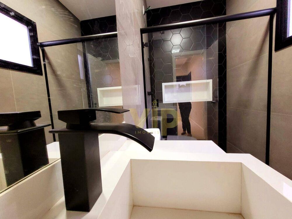 Casa, 3 quartos, 220 m² - Foto 2