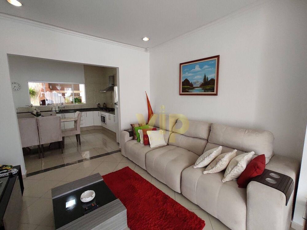 Casa, 3 quartos, 252 m² - Foto 4