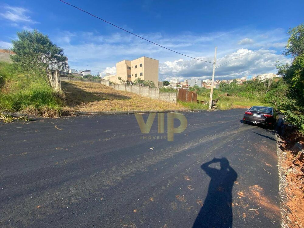 Terreno, 300 m² - Foto 1