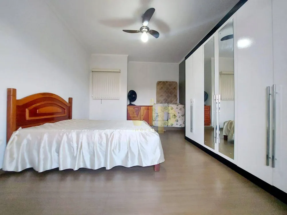 Casa, 4 quartos, 225 m² - Foto 5
