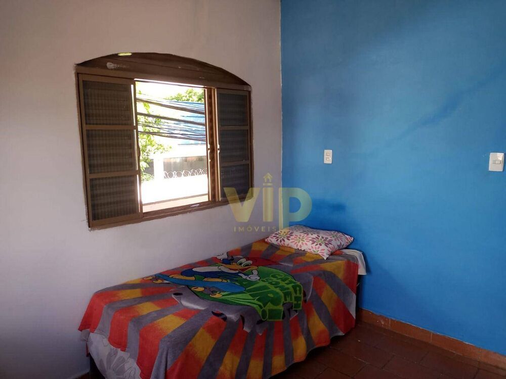 Casa, 3 quartos, 250 m² - Foto 2