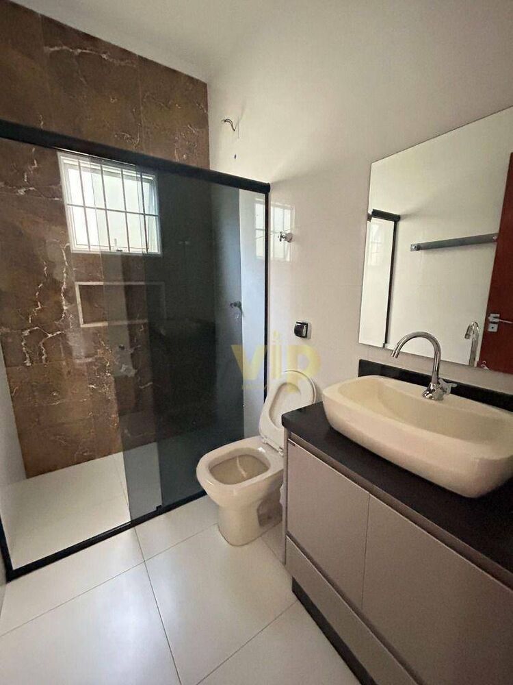 Casa, 3 quartos, 200 m² - Foto 3