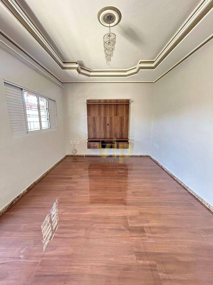Casa, 3 quartos, 200 m² - Foto 4
