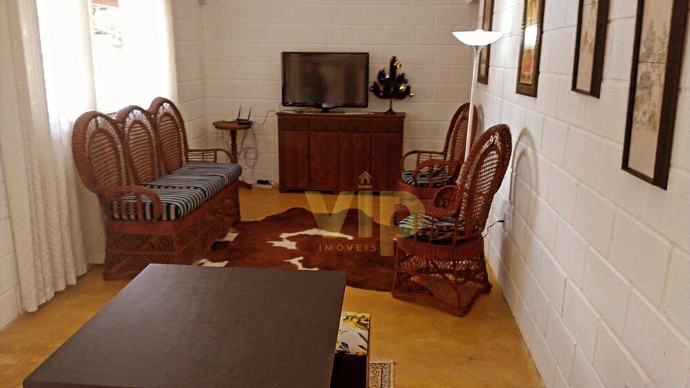 Chácara, 3 quartos, 1130 m² - Foto 2