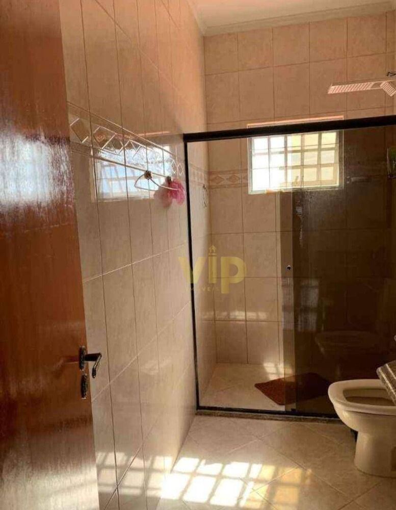 Casa, 4 quartos, 269 m² - Foto 1