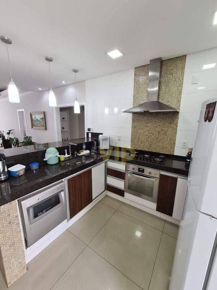 Casa, 3 quartos, 250 m² - Foto 1