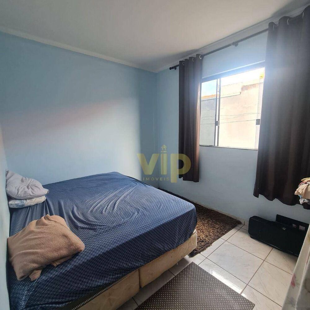 Casa de Condomínio à venda com 3 quartos, 250m² - Foto 3