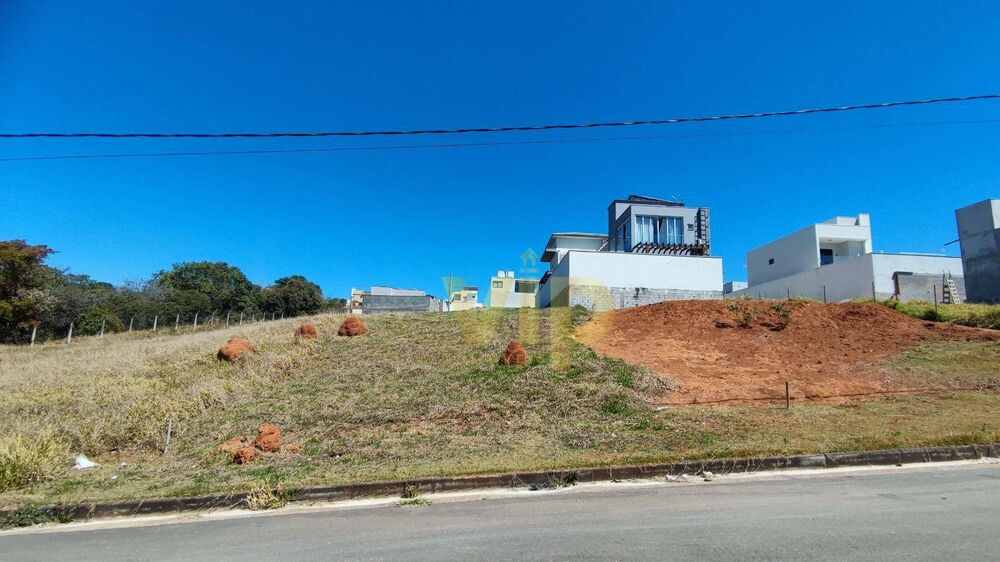 Terreno, 300 m² - Foto 1