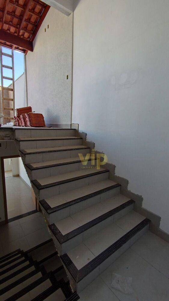 Casa, 3 quartos, 180 m² - Foto 1