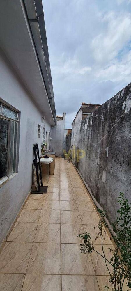 Casa à venda com 4 quartos, 80m² - Foto 3