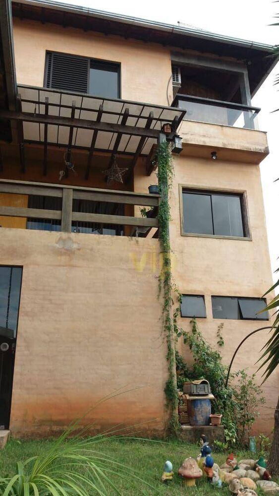 Casa, 3 quartos, 238 m² - Foto 3