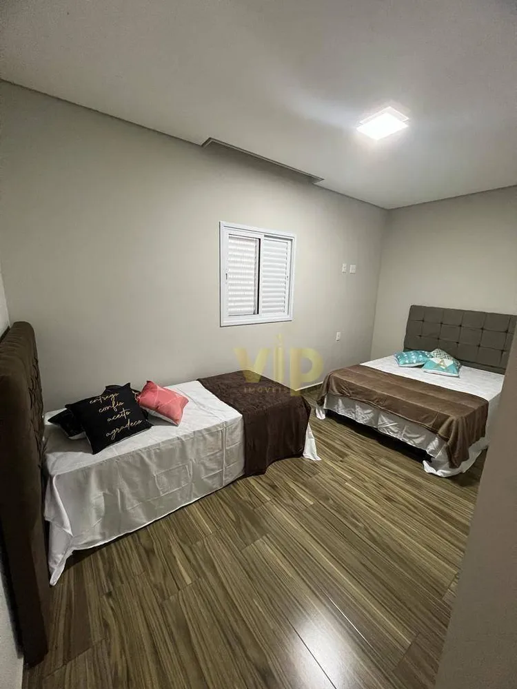Chácara, 4 quartos, 5000 m² - Foto 1