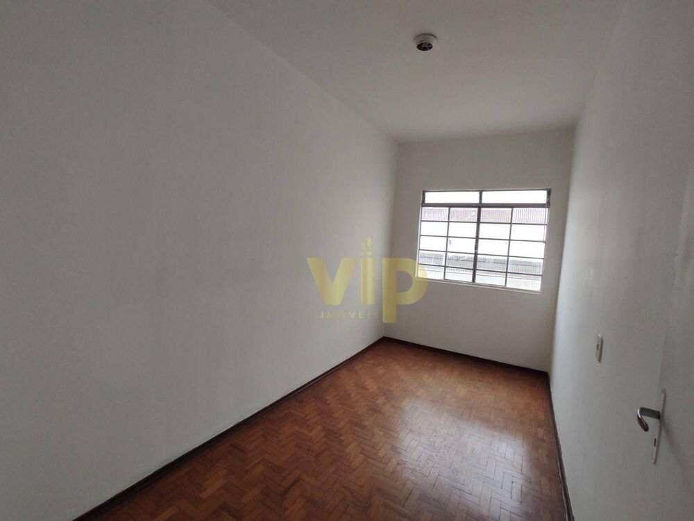 Casa, 4 quartos, 186 m² - Foto 2