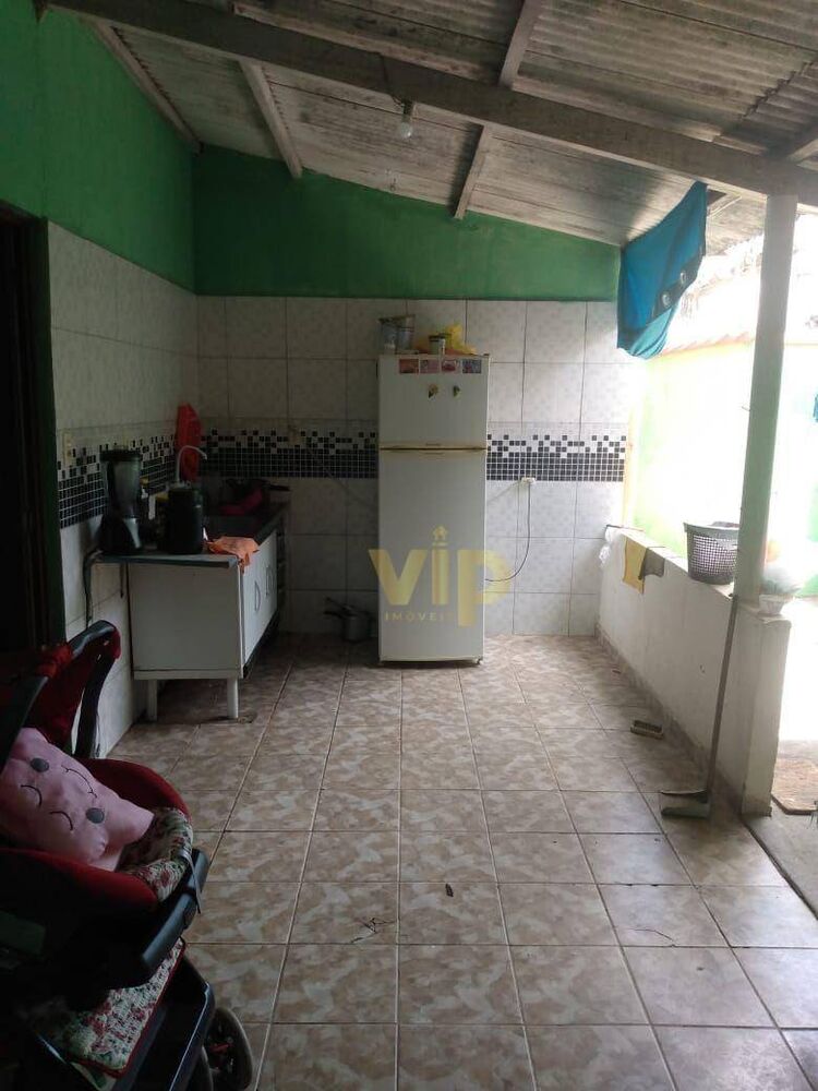 Casa, 3 quartos, 64 m² - Foto 2