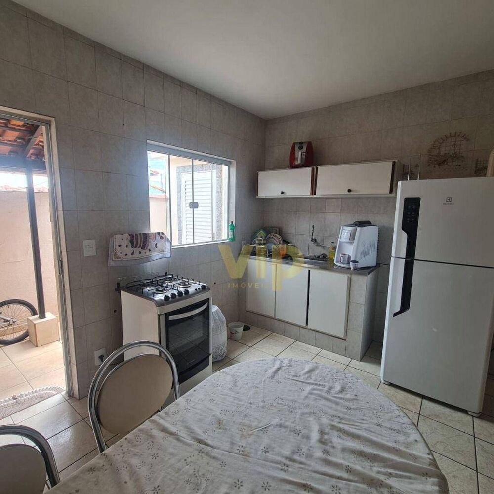 Casa, 3 quartos, 127 m² - Foto 1