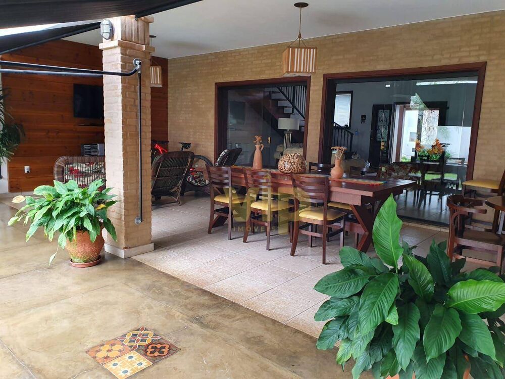 Casa à venda com 3 quartos, 400m² - Foto 4