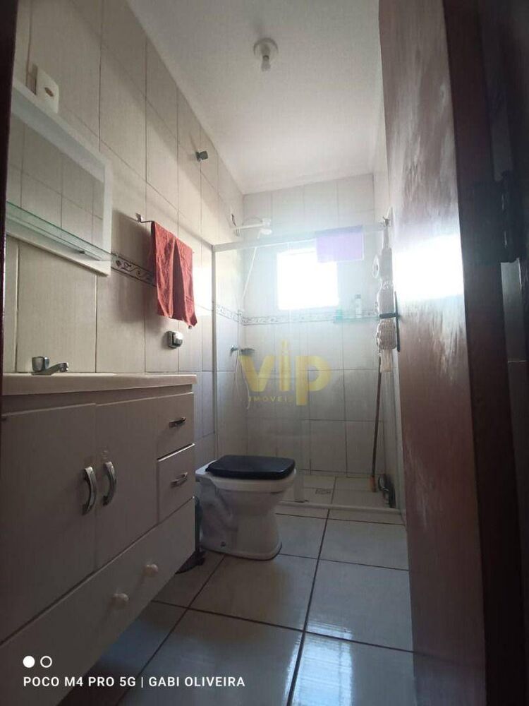 Casa à venda com 3 quartos, 100m² - Foto 4