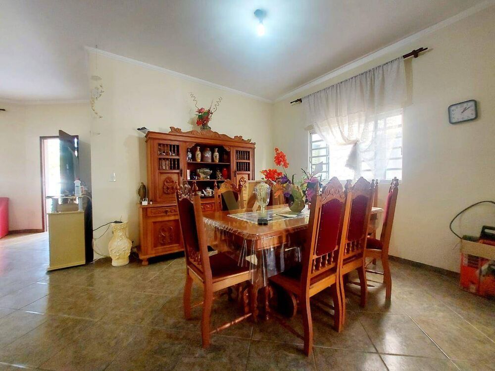 Casa, 3 quartos, 186 m² - Foto 2