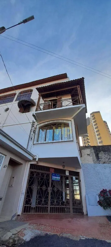 Casa, 6 quartos, 495 m² - Foto 1