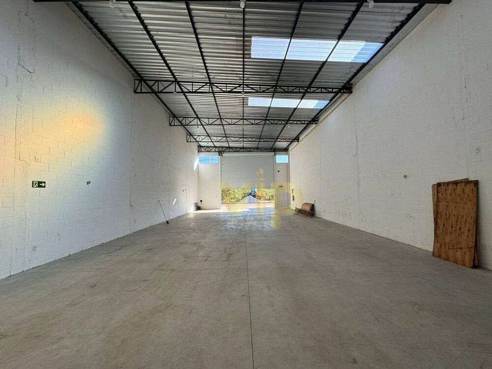 Depósito-Galpão-Armazém à venda, 250m² - Foto 3