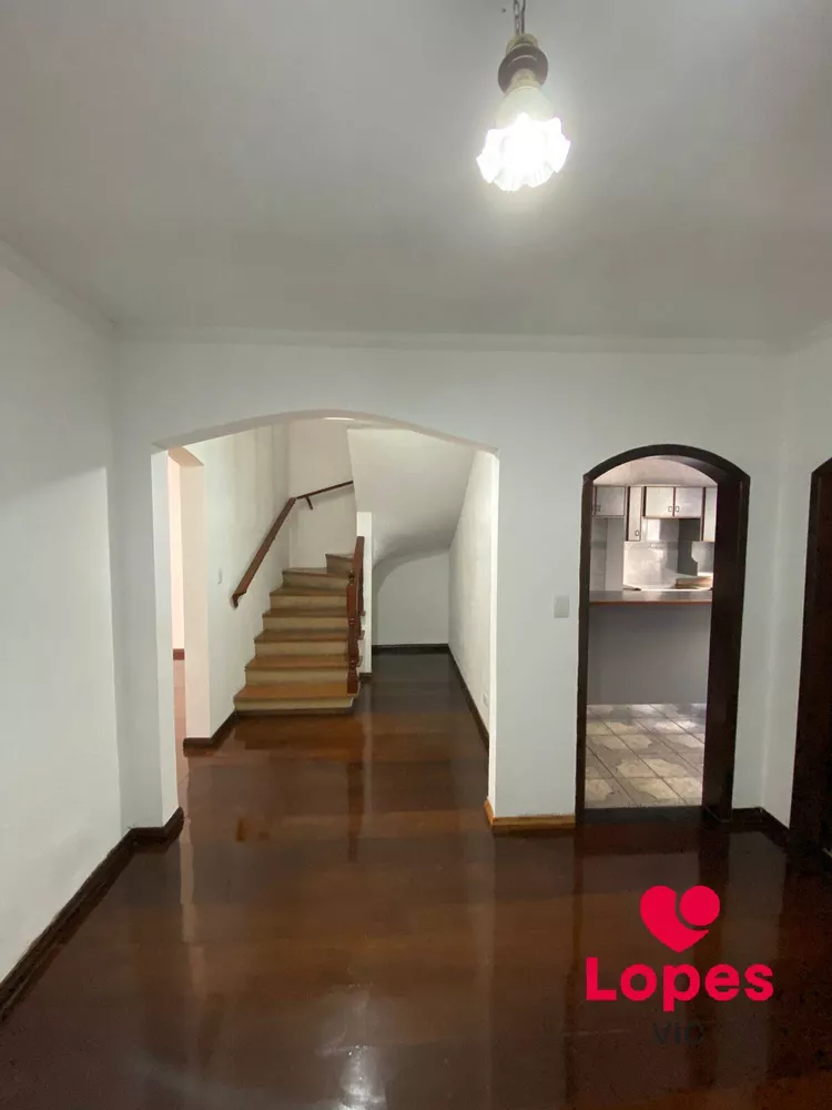 Sobrado à venda com 4 quartos, 234m² - Foto 3