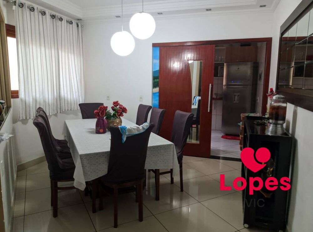 Sobrado, 4 quartos, 257 m² - Foto 2