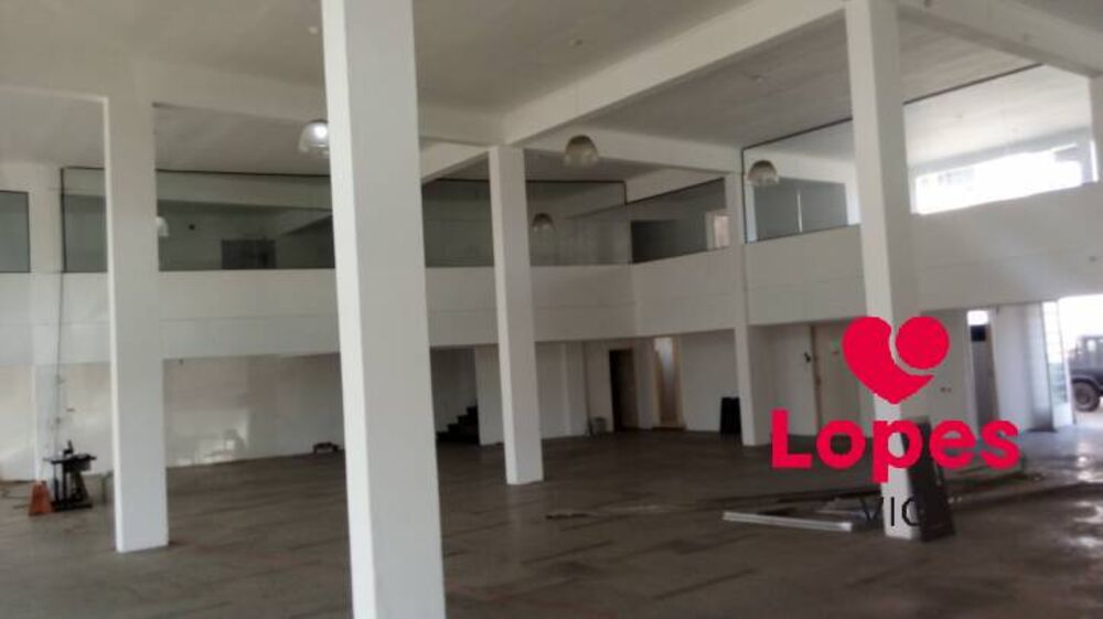 Prédio Inteiro, 25000 m² - Foto 1