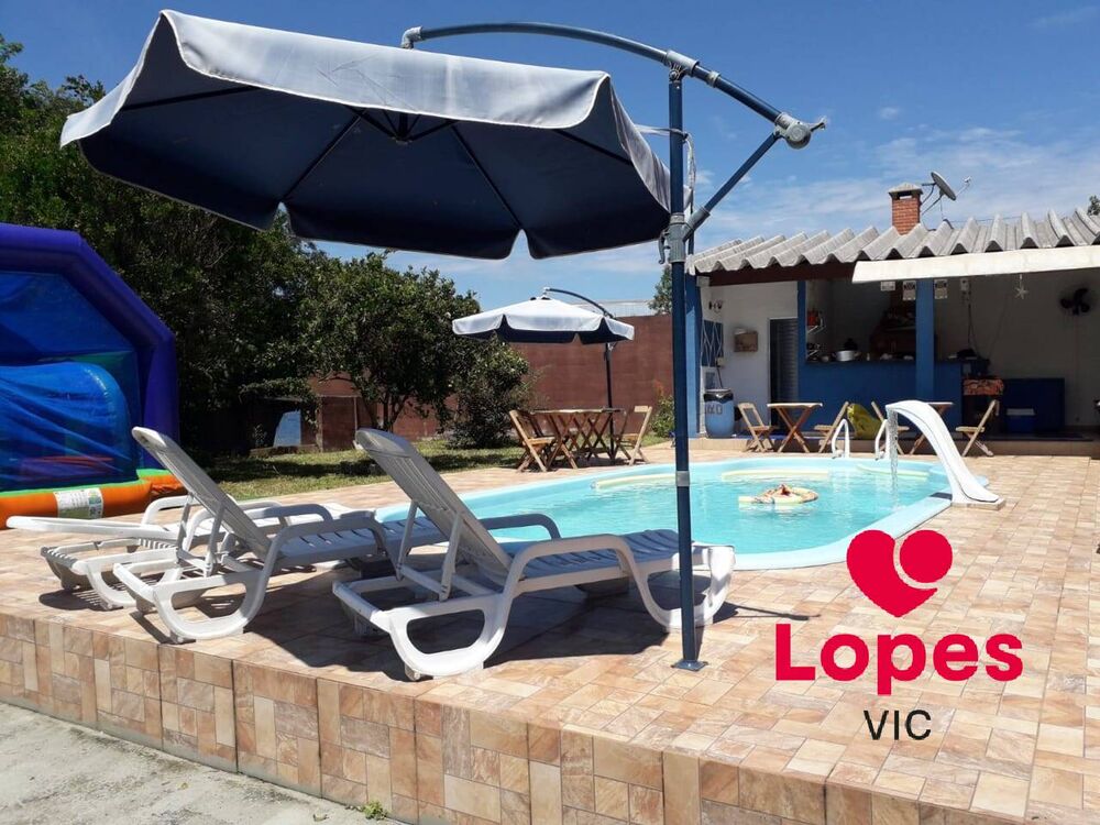 Chácara à venda com 4 quartos, 200m² - Foto 2
