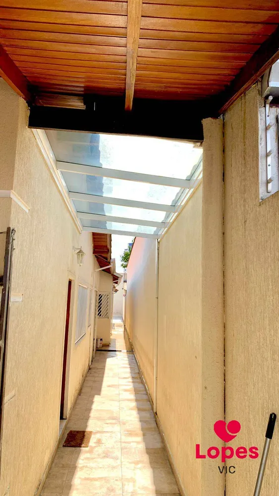 Casa, 3 quartos, 245 m² - Foto 4
