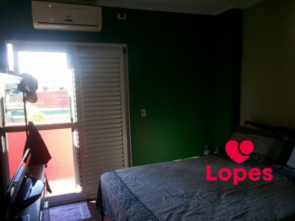 Sobrado, 3 quartos, 195 m² - Foto 1