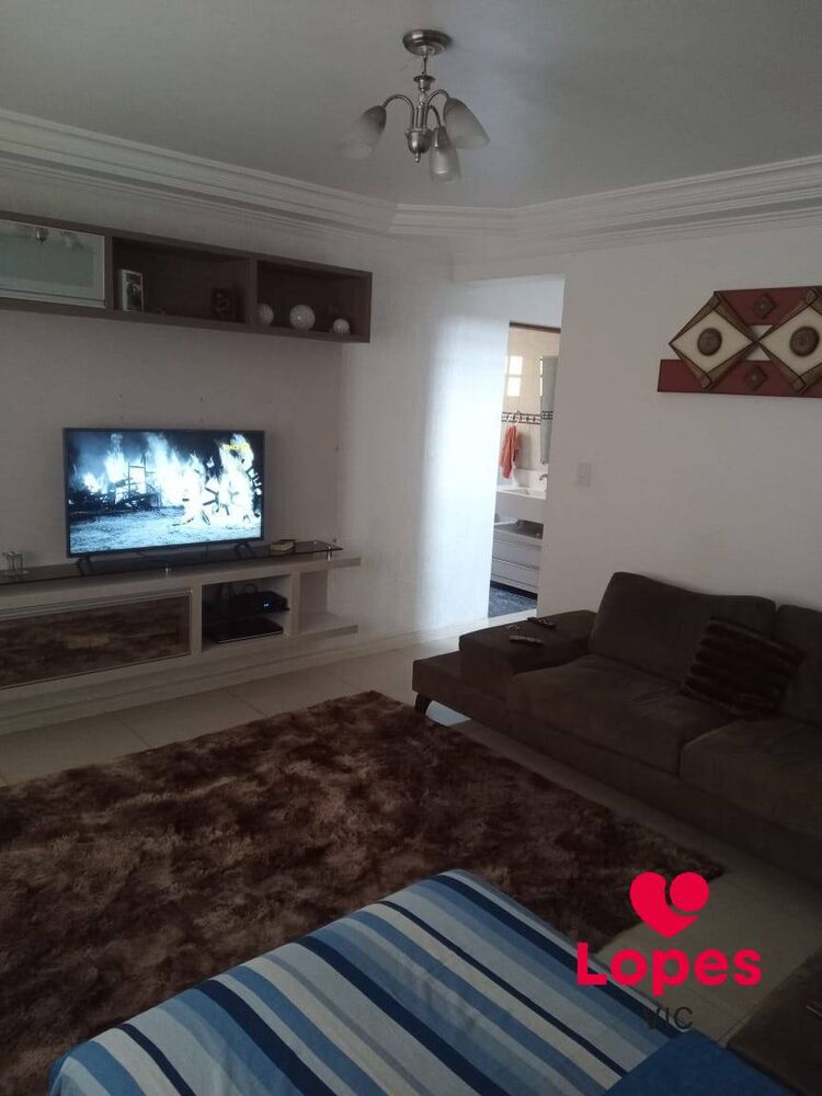 Casa, 3 quartos, 180 m² - Foto 3